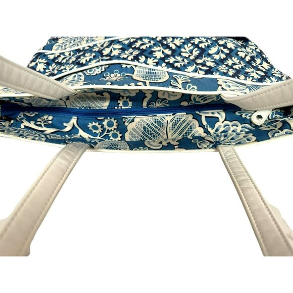 Vera Bradley Making Waves Blue Lagon Quilted Tote Bag Blue White Floral Pattern - Picture 3 of 7